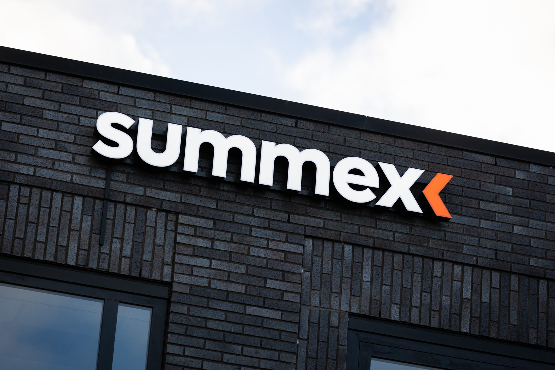 Summex signing - LR-1 Summex Pieter en Hans contact